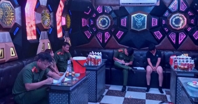 Vĩnh Phúc tăng cường kiểm tra đột xuất quán karaoke, vũ trường