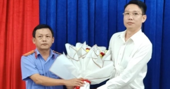 Vụ làm hư hỏng camera hàng xóm: VKSND TP Cà Mau xin lỗi người bị oan sai