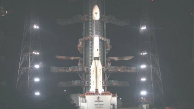 Tổ chức Nghiên cứu Vũ trụ Ấn Độ phóng 9 vệ tinh bằng tên lửa PSLV-C54
