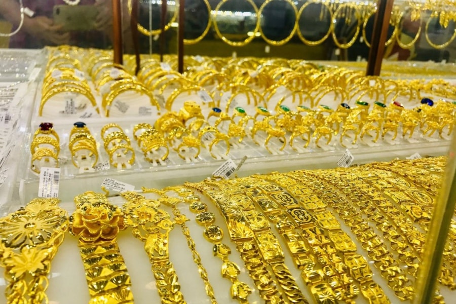 Điểm tin kinh doanh 27/11: Vàng đi ngang trong ngày cuối tuần