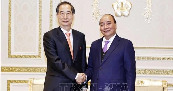 Chủ tịch nước Nguyễn Xuân Phúc hội kiến Thủ tướng Hàn Quốc