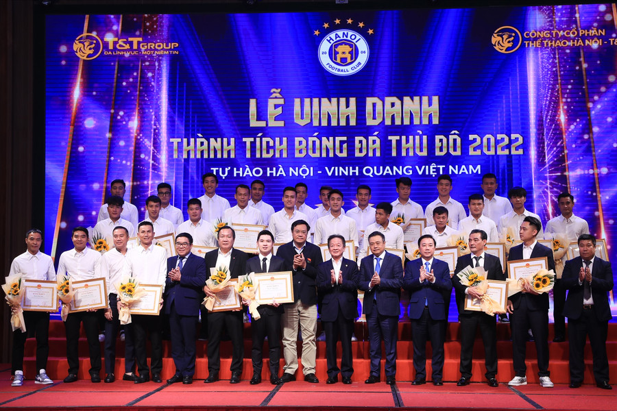 Hà Nội FC ra mắt logo mới sau chức vô địch V.League lần thứ 6