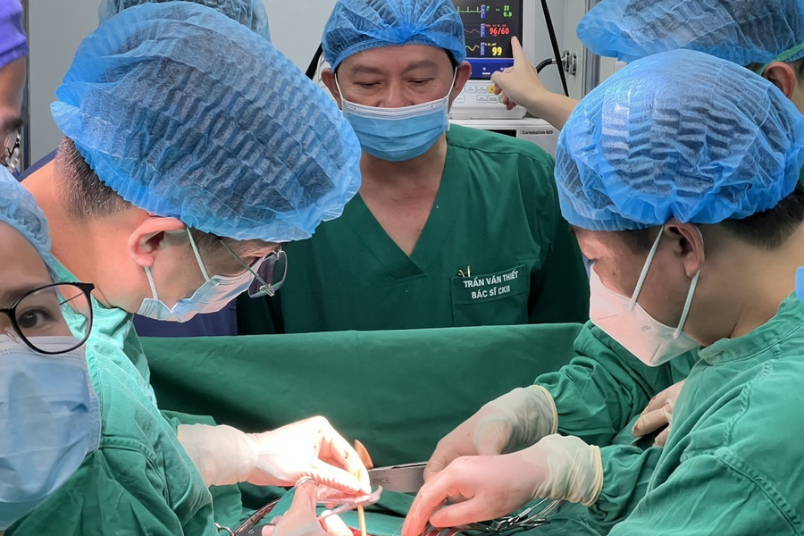 Bệnh viện Ung bướu Thanh Hóa lần đầu thành công kỹ thuật cắt, ghép gan