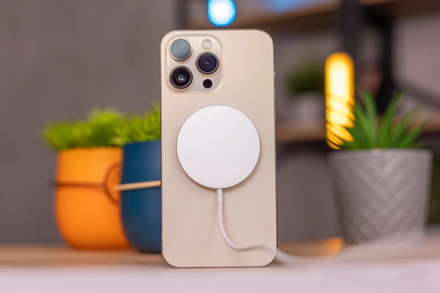 Mẫu iPhone đạt doanh thu 2.800 tỷ đồng tại Việt Nam trong 2 tuần