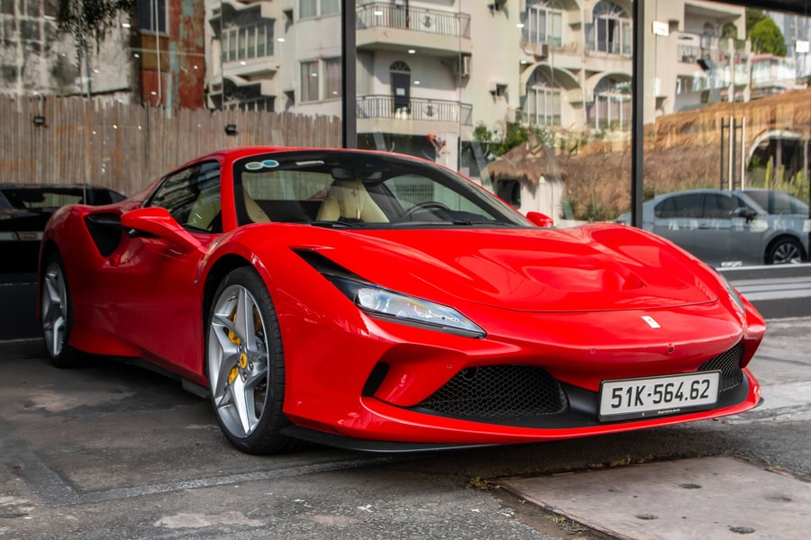 Chi tiết Ferrari F8 Spider chính hãng đầu tiên tại Việt Nam