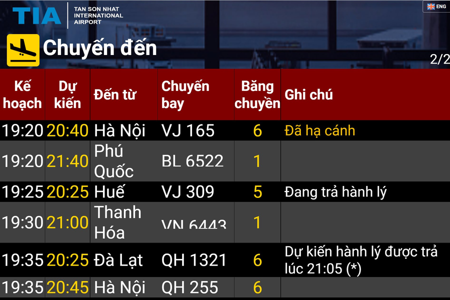 Tìm thông tin chuyến bay tại Tân Sơn Nhất bằng mã QR