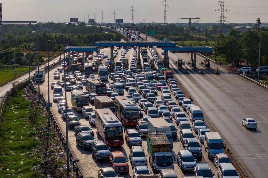 Xả trạm thu phí nếu xảy ra ùn tắc dịp Tết Nguyên đán