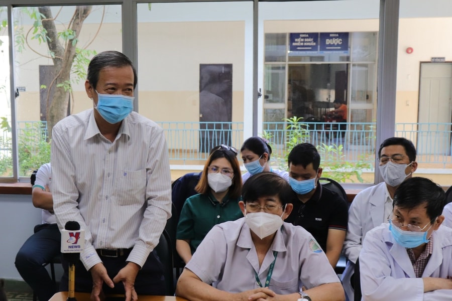 TPHCM đề xuất được nuôi cấy virus SARS-CoV-2, Cục Y tế dự phòng nói gì?