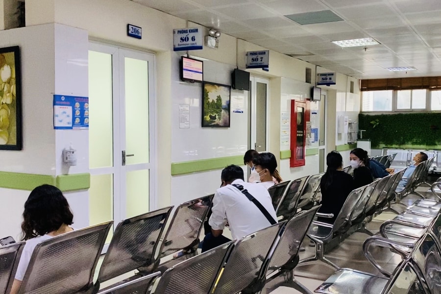 Cảnh báo hậu quả việc tự chữa bệnh lây truyền qua đường tình dục