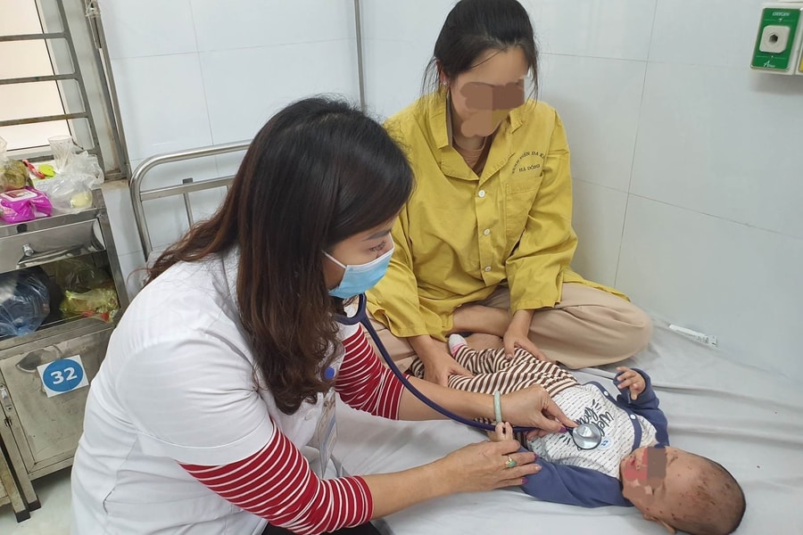 Nhiều người Hà Nội mắc thủy đậu, các sai lầm khi điều trị
