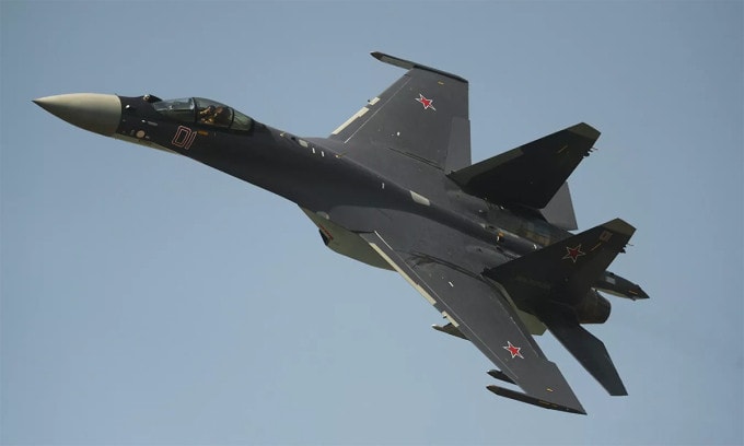 Iran tuyên bố mua tiêm kích Su-35S Nga