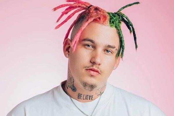 Rapper đột ngột qua đời ngay trên sân khấu ở tuổi 27