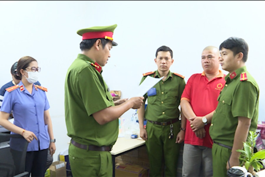 Nhân viên đòi nợ thuê gọi gần 3.000 cuộc gọi 'khủng bố', thu 2-3 tỷ đồng/tháng