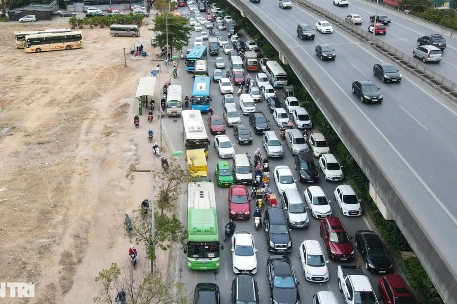 Hà Nội cấm xe đi từ Phạm Hùng rẽ trái vào Tôn Thất Thuyết, Nguyễn Hoàng
