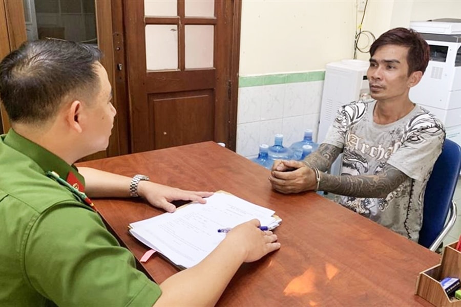 Bé trai 3 tuổi nghi bị ép hút ma túy: Khởi tố nhân tình của mẹ ruột