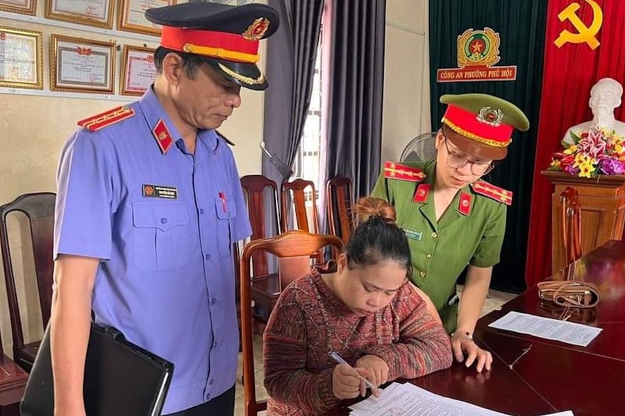 'Nữ quái' xứ Huế tự nhận là người yêu của ca sĩ hải ngoại nổi tiếng để lừa đảo
