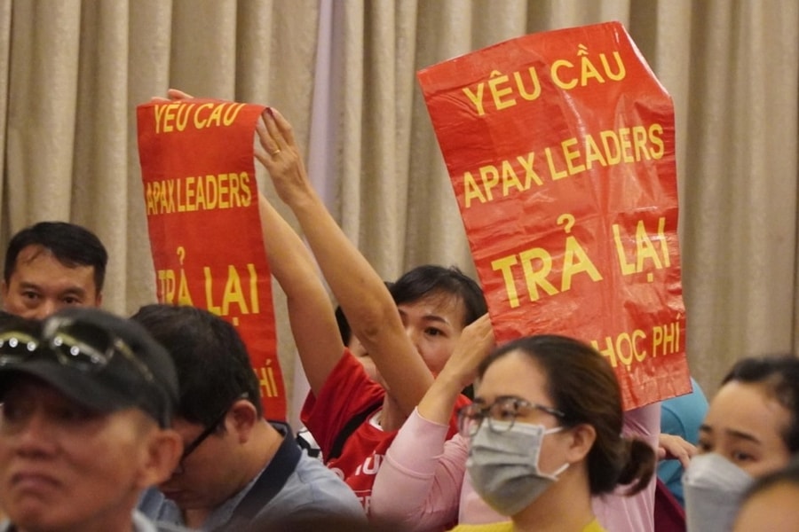 Phụ huynh Apax Leaders "chốt" được gì với Shark Thủy sau 8 giờ họp?