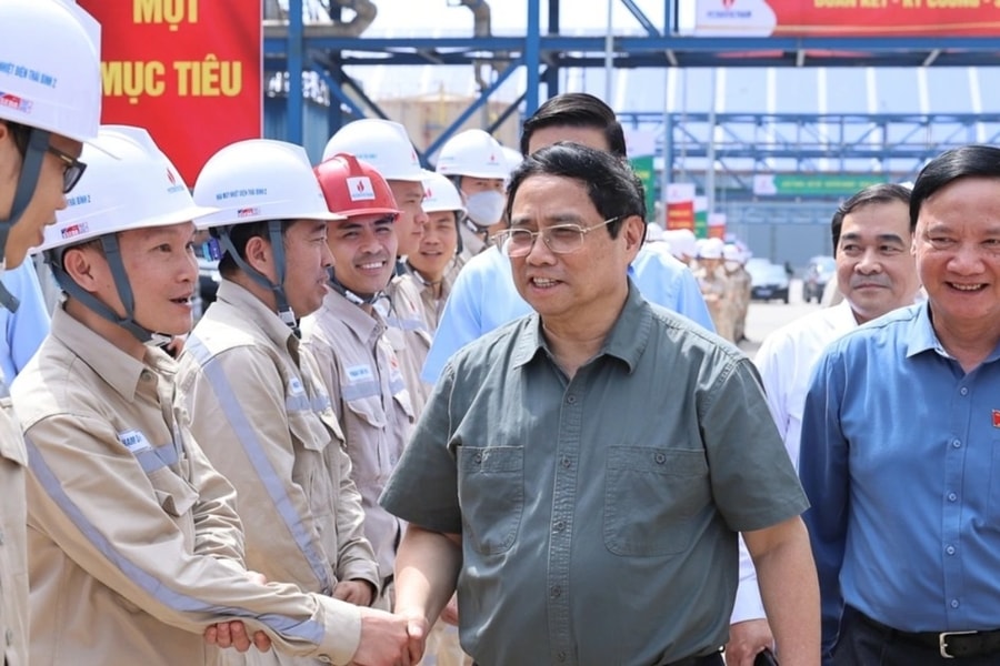 Thủ tướng cảm ơn người dân nhường đất giúp hồi sinh dự án 'treo'