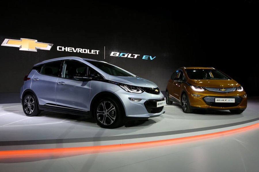 GM dừng sản xuất ôtô điện giá rẻ, dồn lực cho bán tải điện