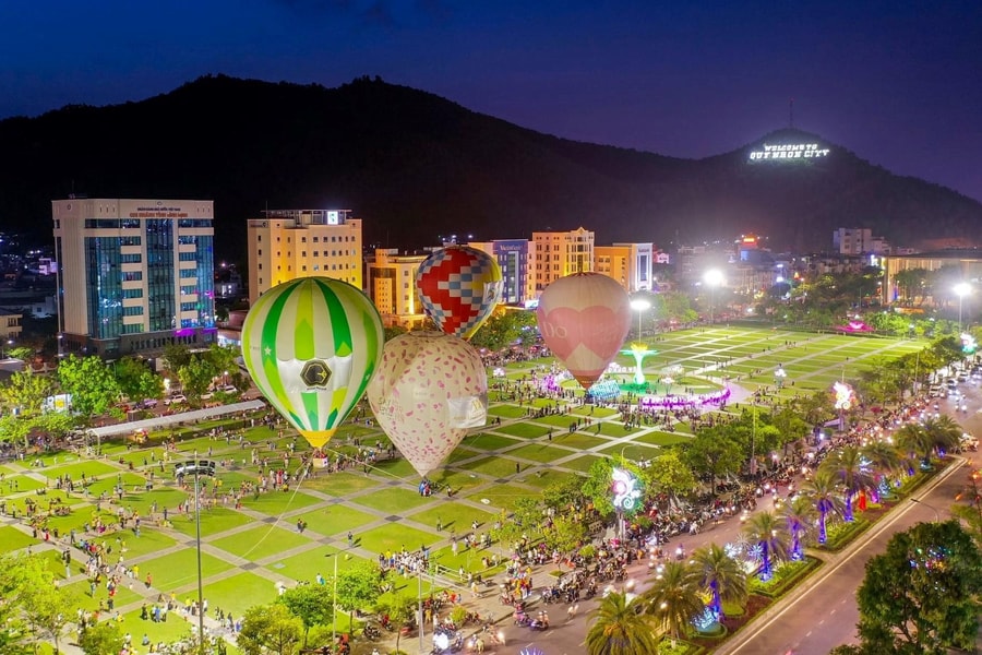 Những hình ảnh đặc sắc nhất lễ hội khinh khí cầu Quy Nhơn 2023