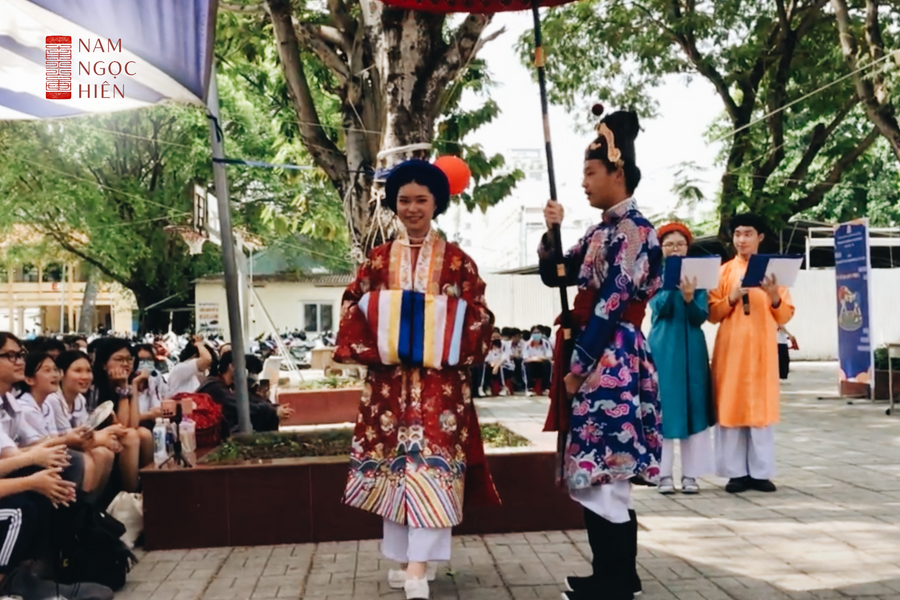 Cổ phục Việt Nam được tái hiện chào mừng lễ Giỗ Tổ Hùng Vương