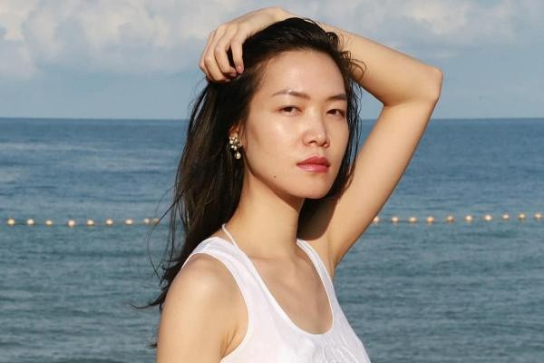 Mặt mộc của Hoa hậu Thùy Dung ở tuổi 33