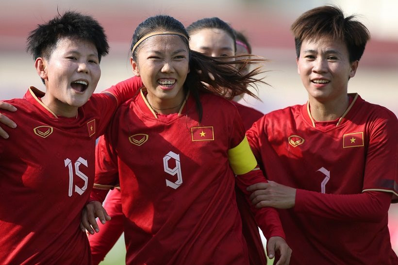 Lịch thi đấu bóng đá ngày 15/5 và rạng sáng ngày 16/5: ĐT nữ Việt Nam chờ HCV SEA Games lần thứ 8