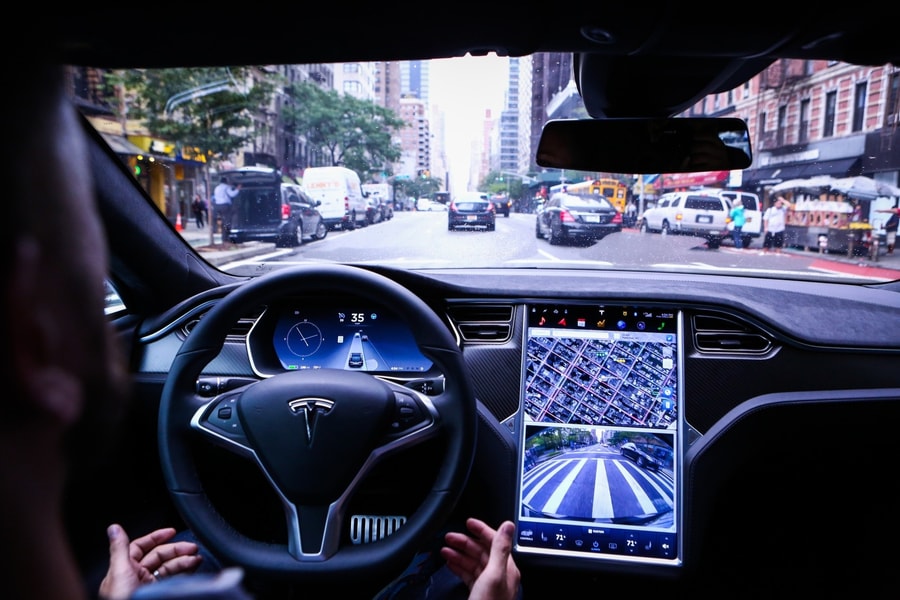 Hơn một triệu xe Tesla bị lỗi phanh