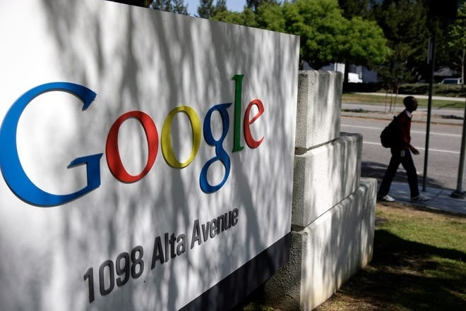 Tòa án Tối cao Mỹ phán quyết về 'kim bài miễn tử' của Google, Facebook