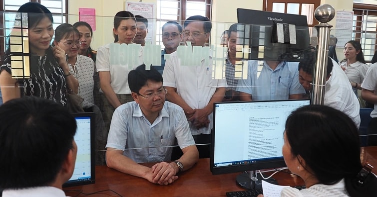 Hà Nội đã cấp trên 5.000 bản giấy khai sinh điện tử