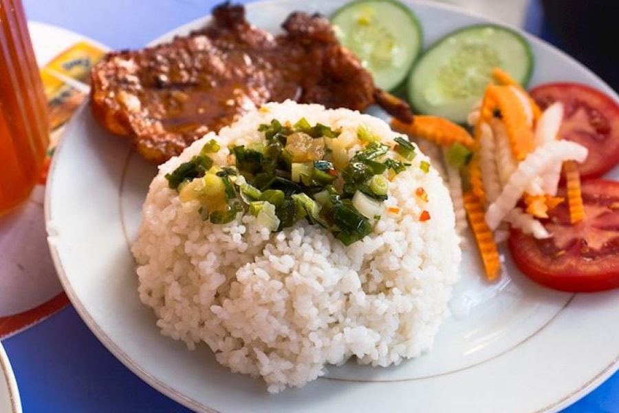 Cơm tấm và bánh chưng của Việt Nam thuộc loại ngon nhất thế giới