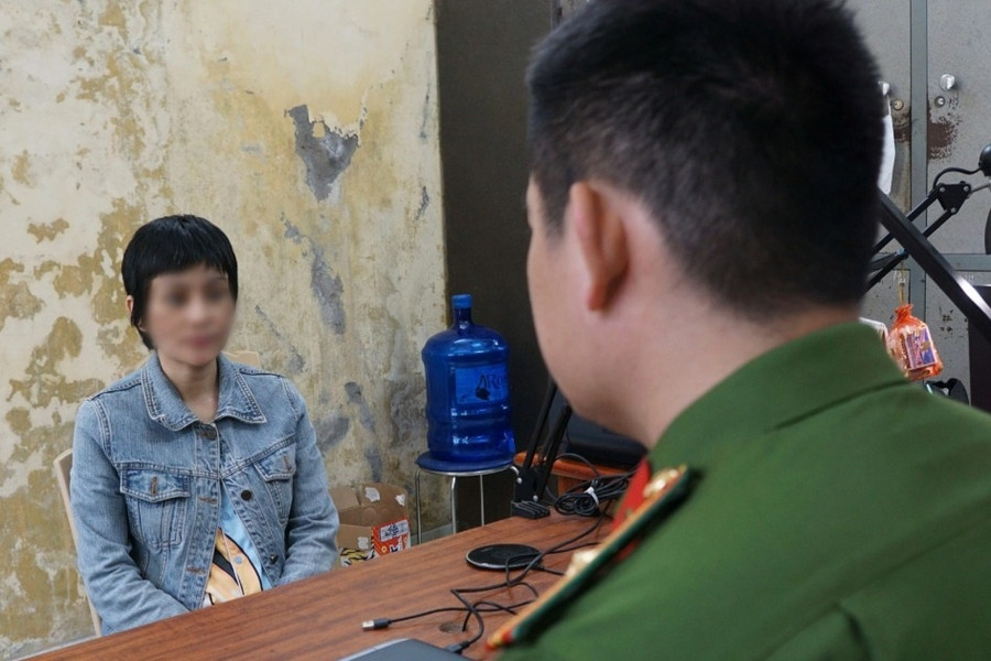 Thai phụ bị bạo hành muốn đón con trai về Kiên Giang