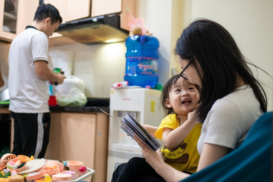 'Chóng mặt' vì lương 30 triệu đồng, chi phí nuôi con hết 1/3