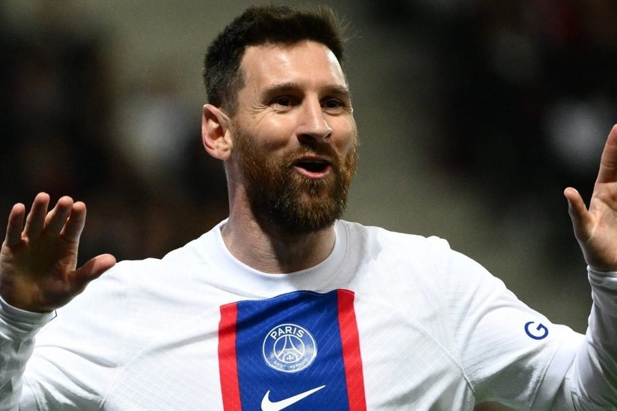 Vượt mặt C.Ronaldo, Messi chiếm kỷ lục vĩ đại