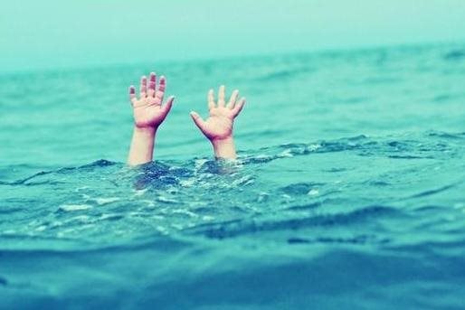 Đi bắt cá, cặp song sinh 14 tuổi ở miền Tây bị đuối nước tử vong
