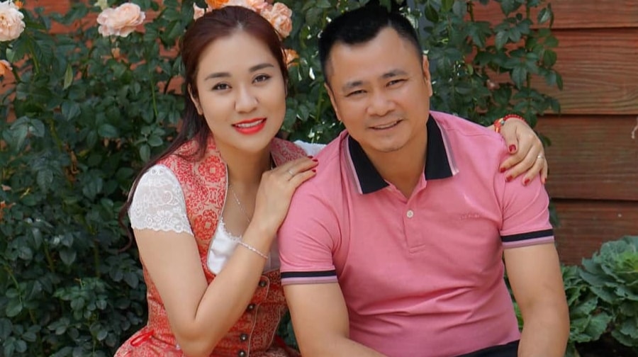 NSND Tự Long kể về người vợ không bao giờ hỏi cát-xê