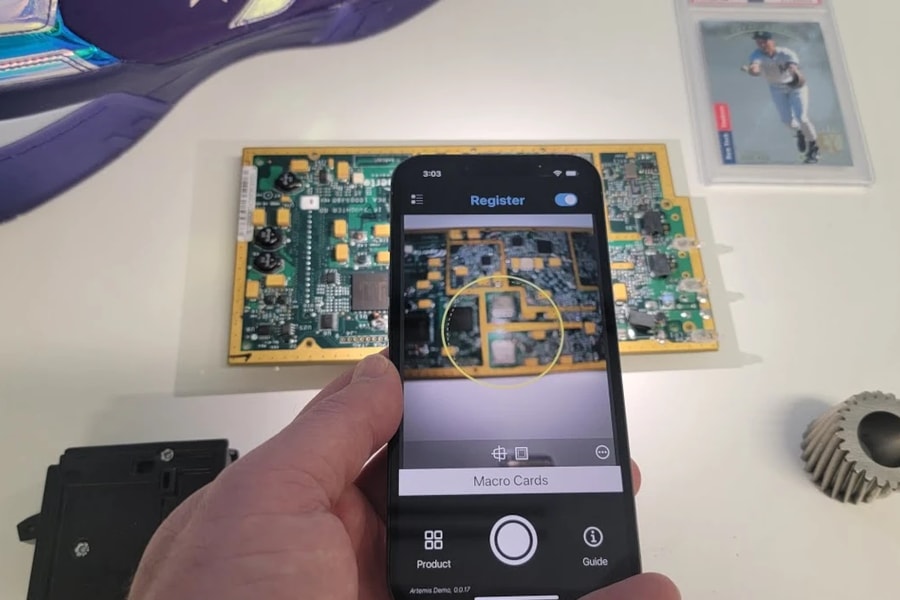 Nhận biết hàng giả bằng app điện thoại