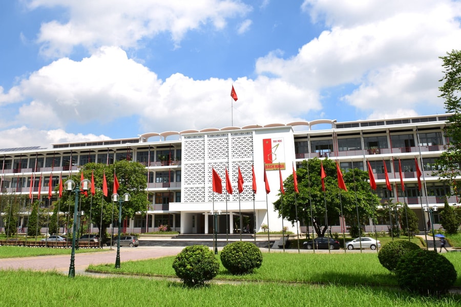 Đại học Bách khoa Hà Nội tăng học phí, cao nhất 90 triệu đồng/năm