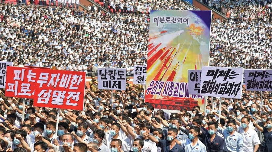 Triều Tiên tổ chức tuần hành lên án Mỹ, cảnh báo chiến tranh hạt nhân