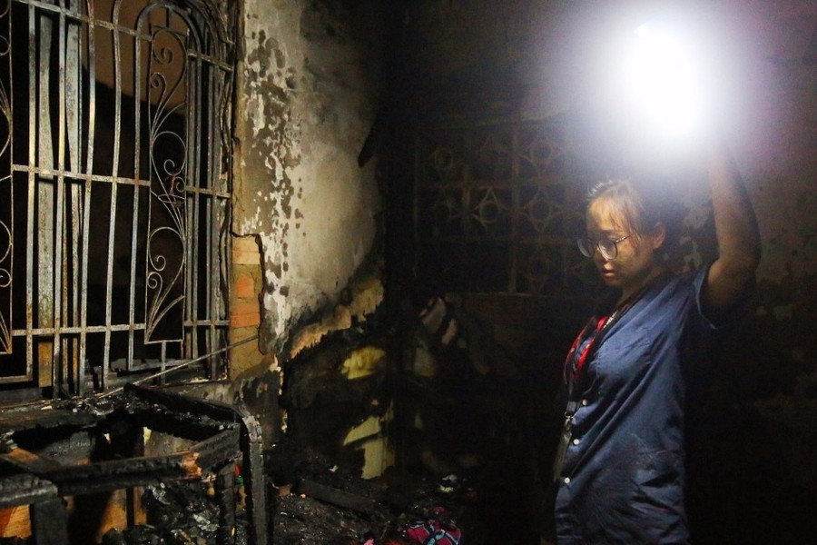 Nhân chứng vụ cháy khiến 2 người chết ở TPHCM: 'Thương cụ bà lớn tuổi'