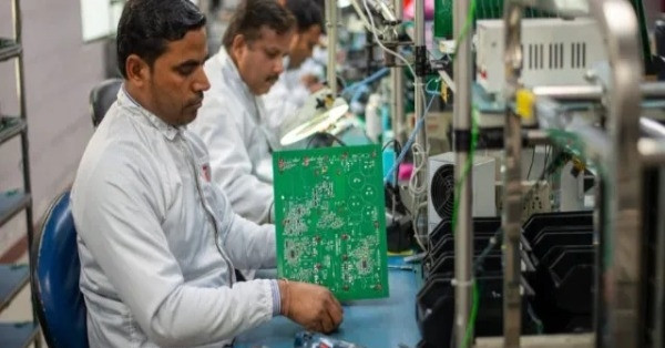 Foxconn đầu tư bán dẫn tại Ấn Độ: Khai trương tưng bừng, âm thầm đóng cửa