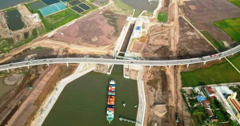 Mở luồng đường thủy kênh đào hơn 100 triệu USD tại Nam Định