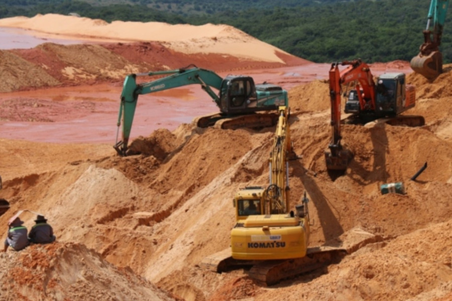 Sạt lở mỏ titan ở Bình Thuận khiến 4 người chết: Thông tin mới từ cơ quan công an