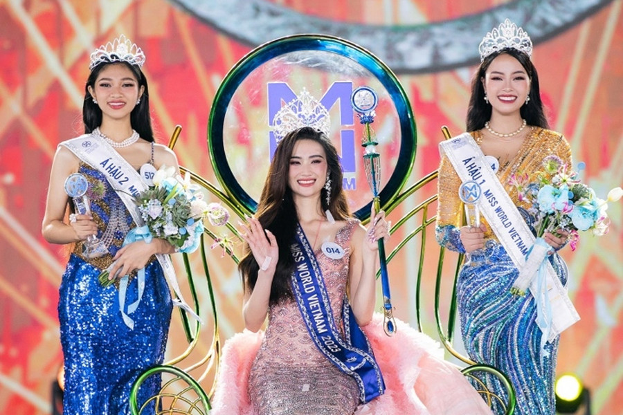 Nhiều cuộc thi hoa hậu chỉ là gameshow, đừng coi họ là đại diện phụ nữ Việt