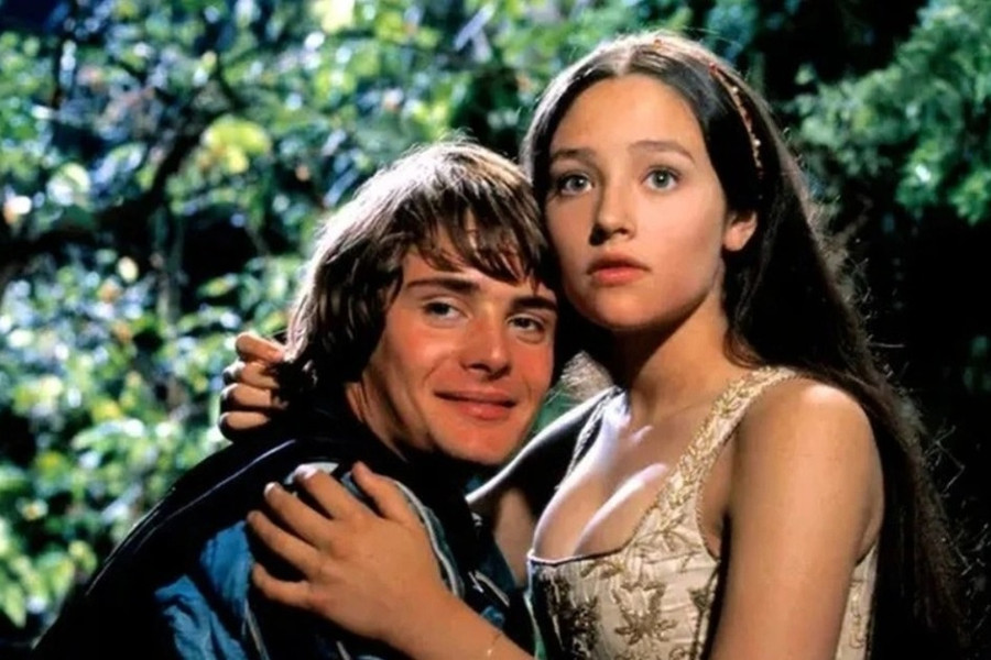 'Romeo và Juliet' bị kiểm duyệt tại trường học vì có tình tiết 'nóng'