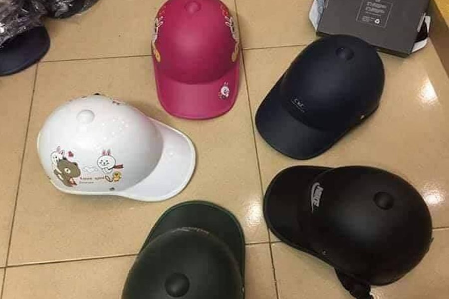 Đội mũ bảo hiểm lưỡi trai có bị phạt không?