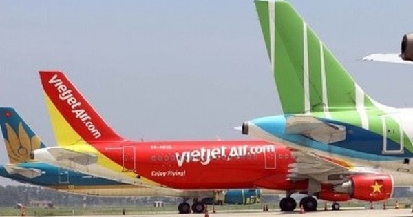 Tỉ lệ chuyến bay delay tăng vọt trong cao điểm hè