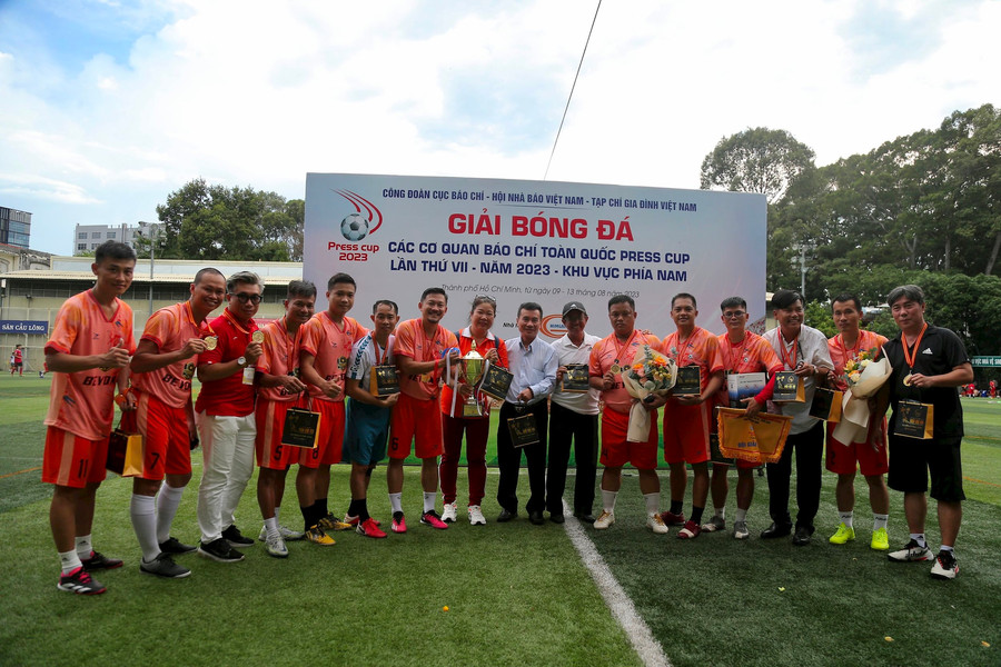 Giải bóng đá Press Cup 2023: CLB Phóng viên Đời sống - Xã hội đăng quang