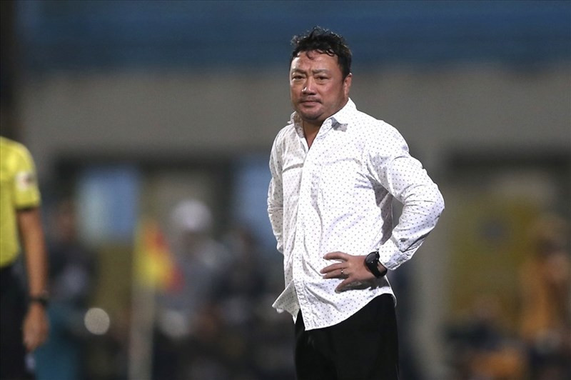 Huấn luyện viên Trương Việt Hoàng dẫn dắt Đà Nẵng