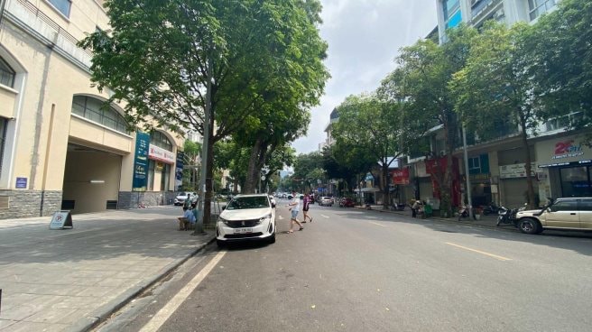 Thời sự 24 giờ: Đề xuất thu phí nhà trong ngõ bỗng hóa mặt tiền nhờ mở đường?; Huế  cấm mua bán chim phóng sinh trong khuôn viên chùa